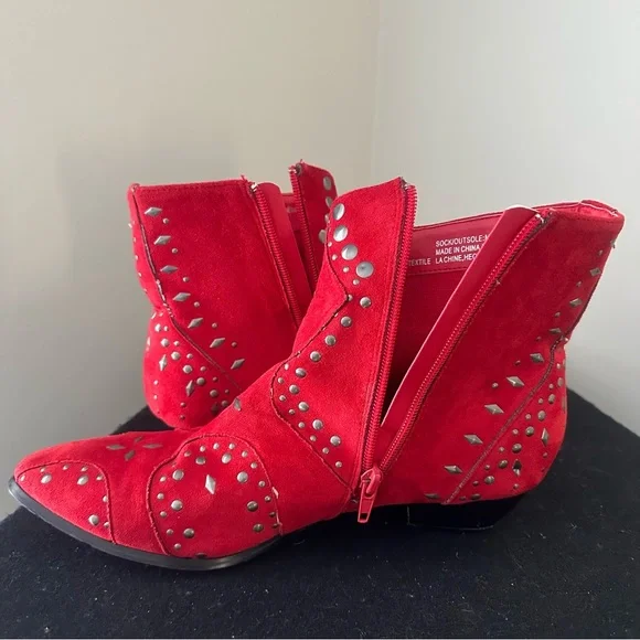 Coconuts by Matisse RED Suede Studded Western Cowgirl boots Size 8 - Picture 4 of 6